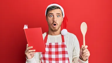 С колбасой, без майонеза и с кальмарами: аналитики узнали самые популярные варианты оливье в России