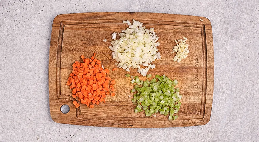 Чевапчичи с чечевицей