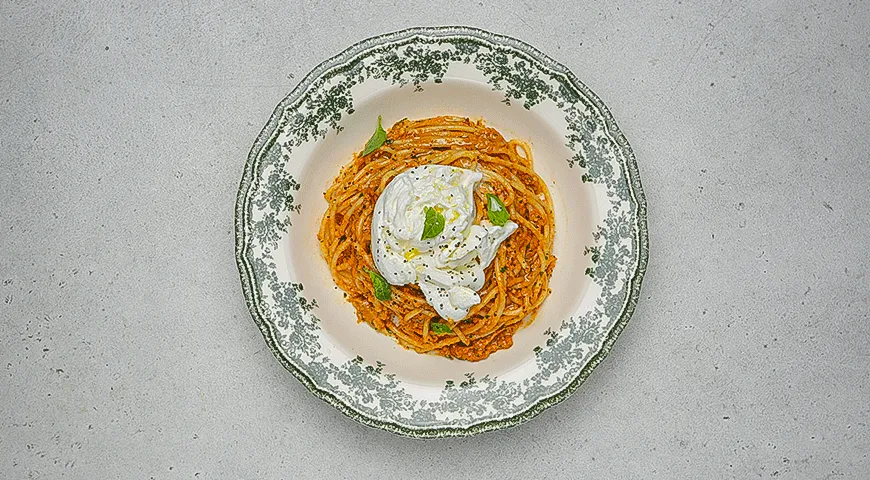 Спагетти с соусом Ромеско