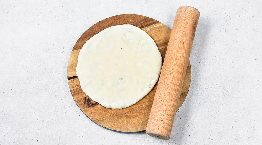 Хычины с сыром и зеленью