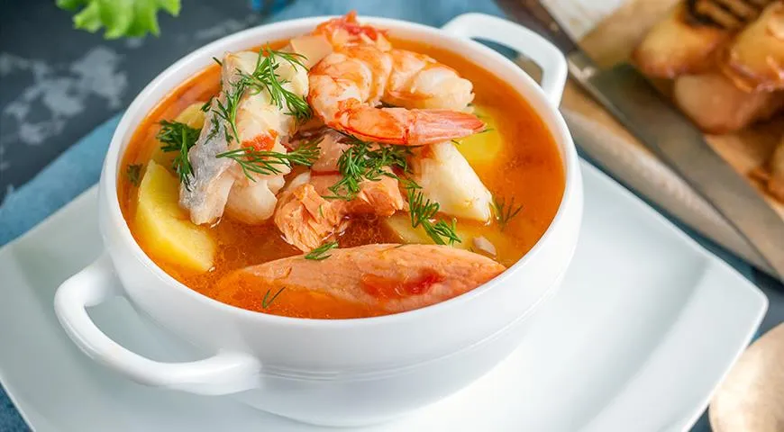 Пангасиуса используют как основу в супах с морепродуктами – мидиями, креветками, кальмарами