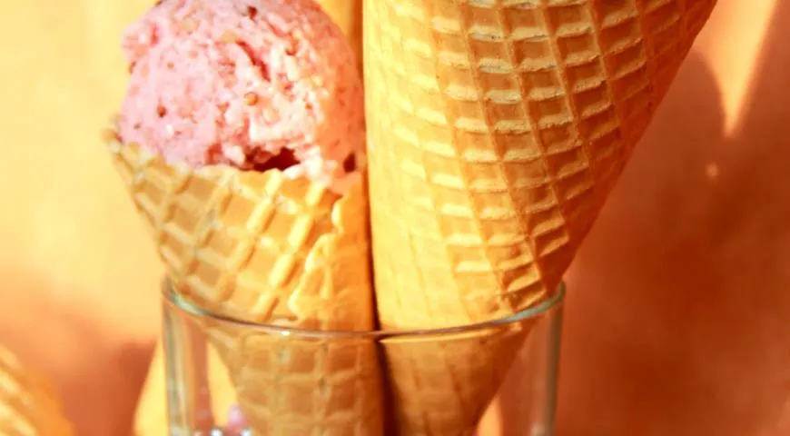 Как приготовить йогуртовое мороженое с клубникой и киноа