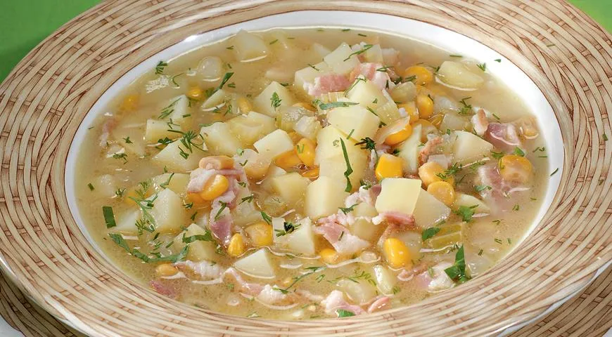 Суп с картошкой и кукурузой