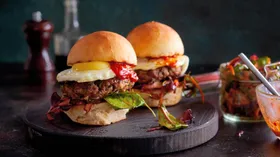 Рецепты с яйцом, морепродуктами и капустой