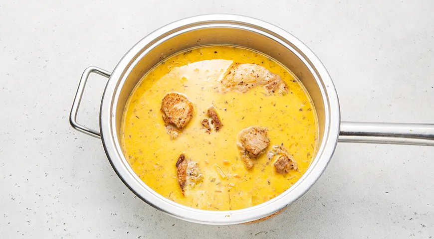 Куриное филе с рисом (на сковороде)