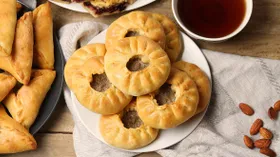 Перемяч: что это и чем он отличается от беляша. Историк русской кухни о различиях, рецепте и секретах приготовления