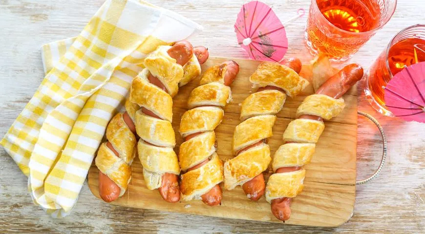 Сосиски в готовом тесте