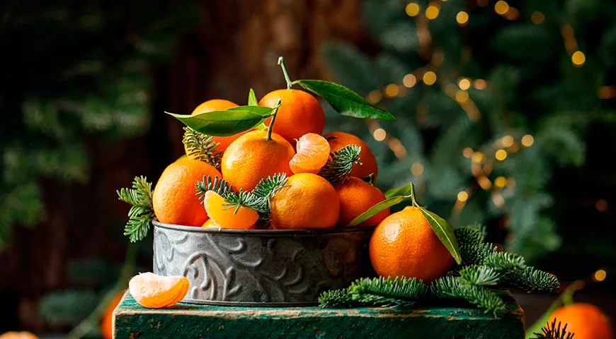 В 1967 году марокканские мандарины впервые привезли в СССР, и с тех пор их запах вместе с ароматом хвои стал символом новогоднего чуда