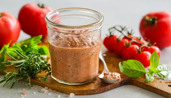 Сацебели с грецкими орехами