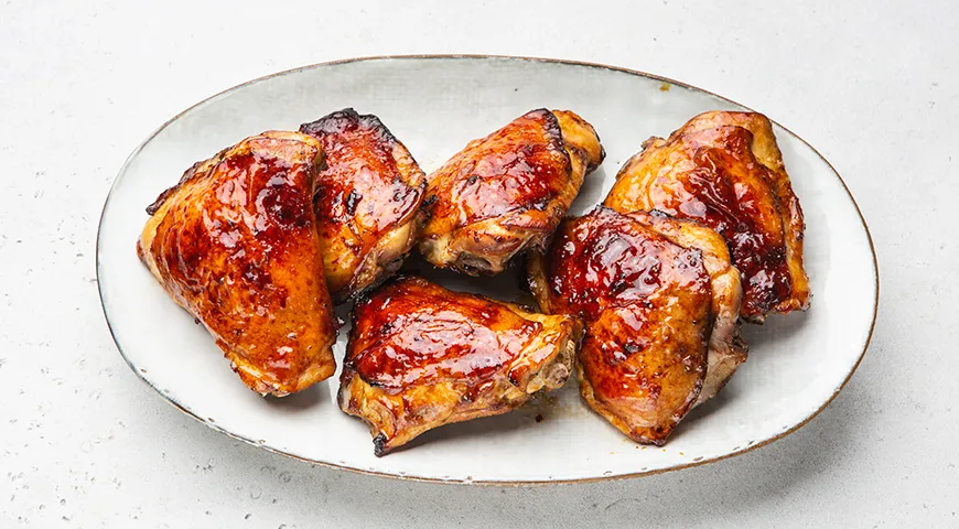 Куриные бедрышки в соевом соусе в духовке