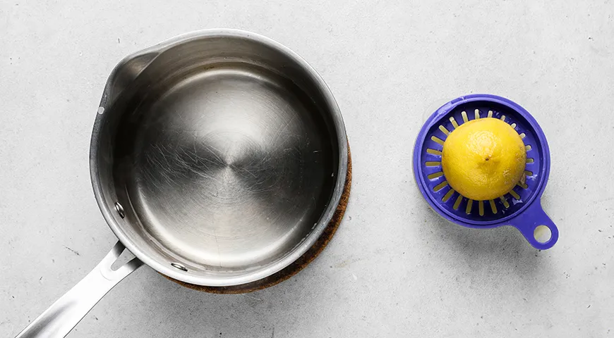 Сметанный торт с черносливом