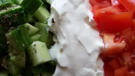 Рецепты с томатами, огурцом и ветчиной