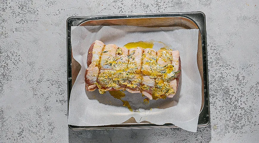 Свиная корейка с яблочным чатни