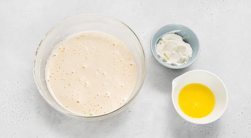 Яблочный пирог на сковороде