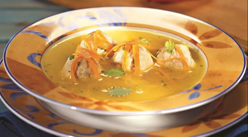 Итальянский суп с фрикадельками