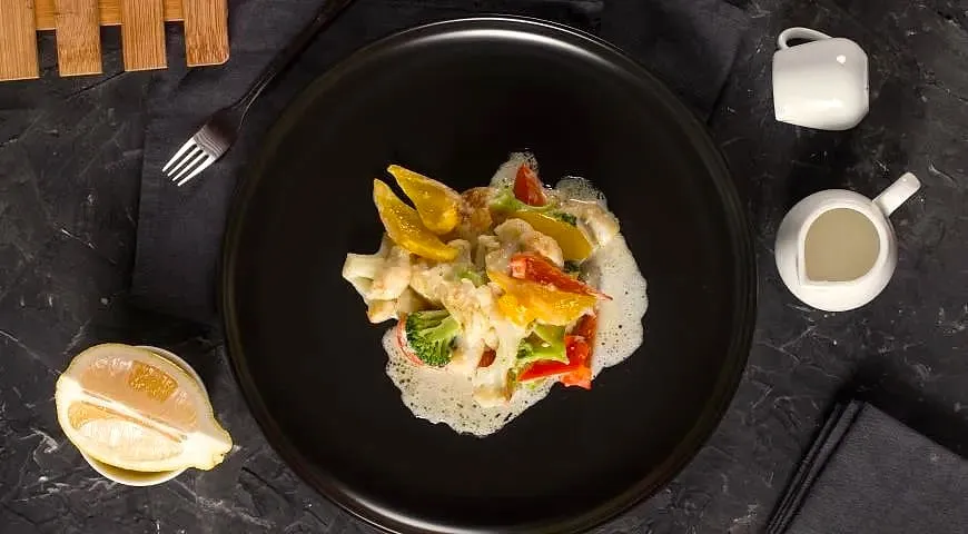 Макрурус в сливочном соусе