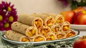 Блины с яблоками: 13 вкусных начинок — от классических до необычных