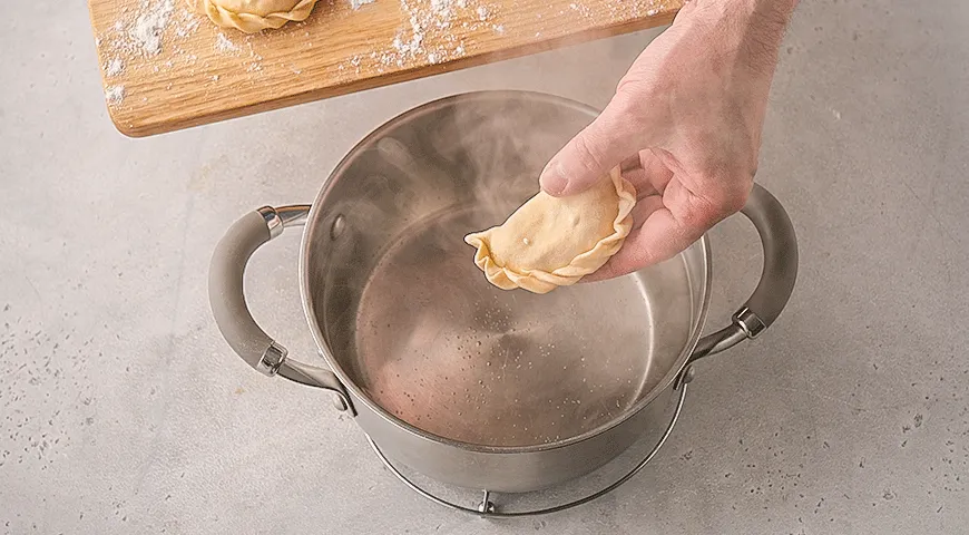 Вареники с творогом и сыром