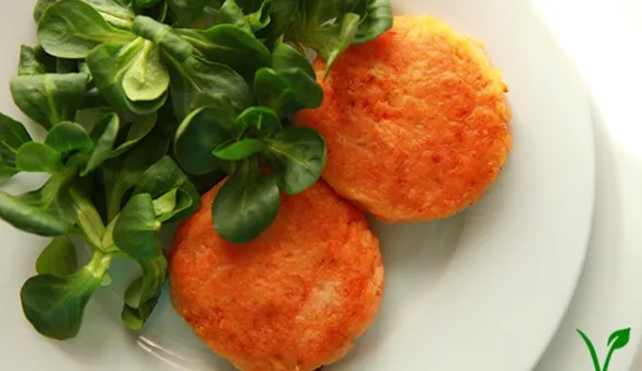 Морковные котлеты с манкой на сковороде