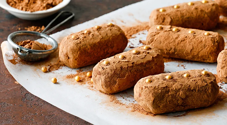 Пирожное «Картошка» из печенья со сгущенкой - рецепт с фото