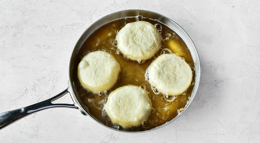 Беляши из готового теста