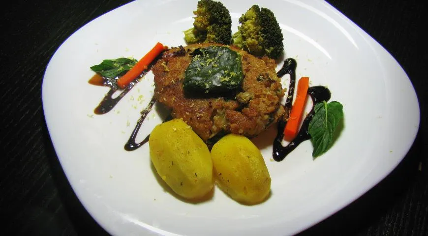 Котлеты из трески с овощами на пару