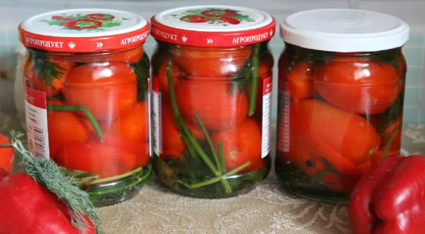 Маринованные помидоры с болгарским перцем