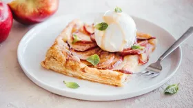 Пирог с яблоками