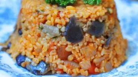 Рецепты с крупой, соусами и томатами