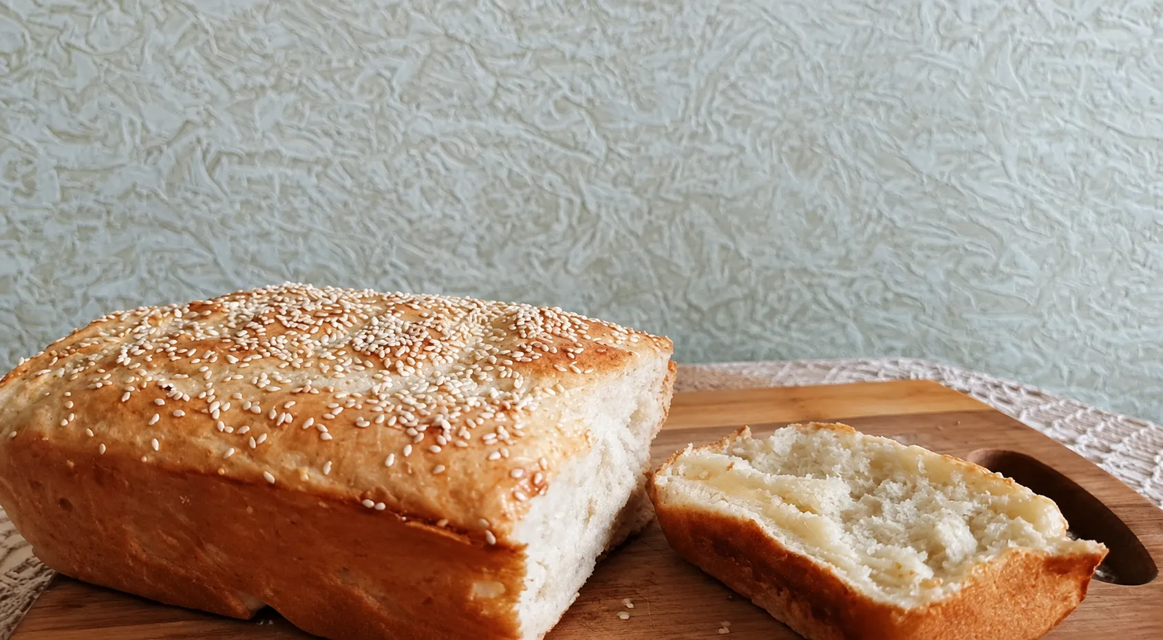 Постный хлеб с кунжутом