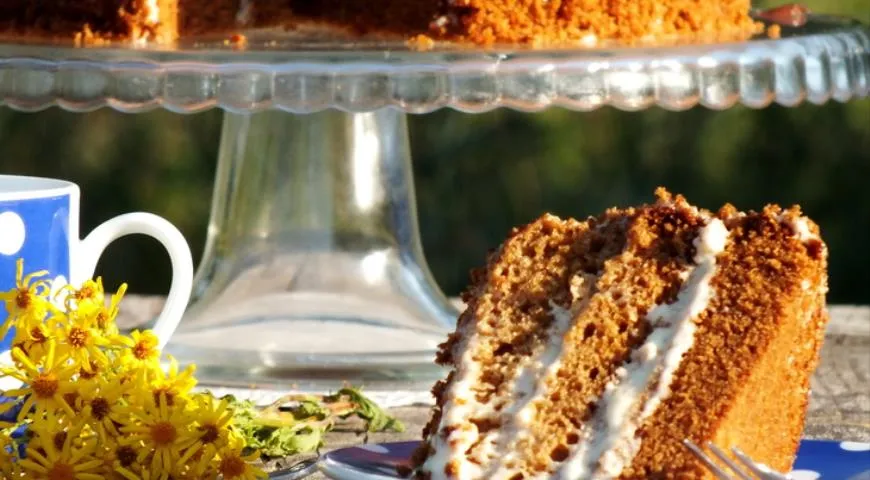 Рецепт торта Медовик бархатный из мультиварки