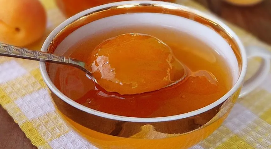 Абрикосовое варенье дольками