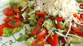 Рецепты с фруктами, черри и рассольными сырами