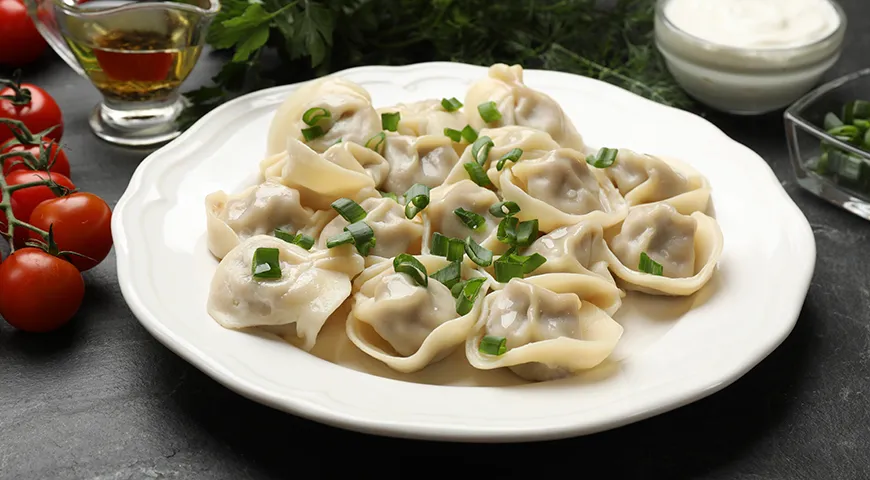 Пельмени из говядины с черносливом