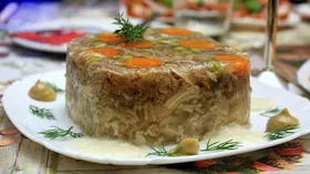 Холодец из мяса и курицы