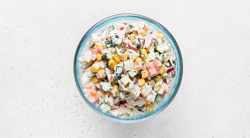 Крабовый салат с картошкой