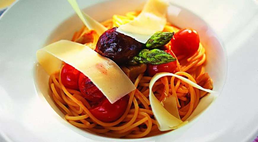 Спагетти с грибным рагу