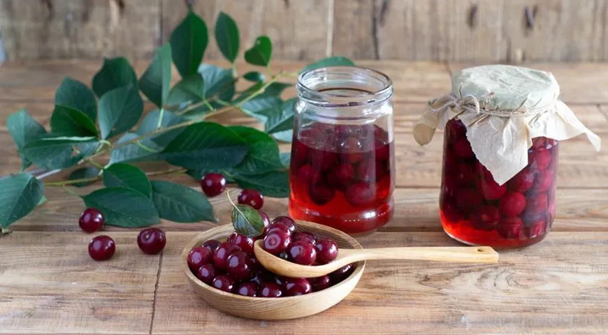 Рецепт маринованной вишни с листьями