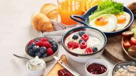 Диетолог назвала лучшие и худшие завтраки для похудения