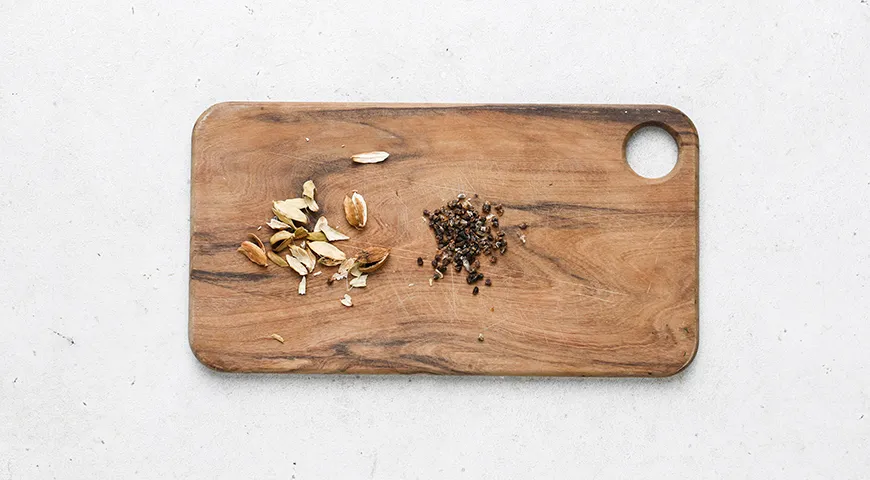 Индийские сладости «бесан ладду»