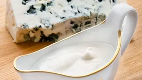 Рецепты с молочной продукцией, лимоном и сырами с плесенью