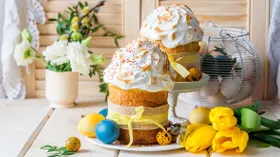 Пасха по-новому: закуски, десерты и кулич с необычной «шапочкой»