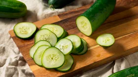 Огурцы: состав, польза, вред и кулинарные идеи