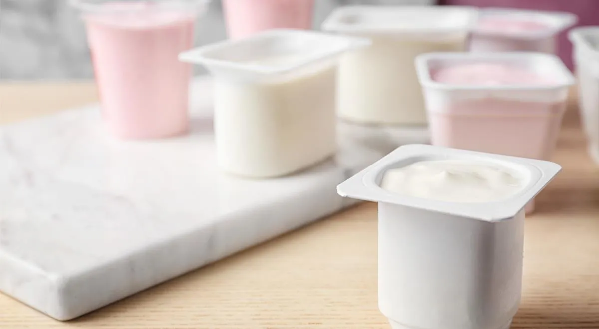 Отсутствие импортных добавок уже привело к тому, что йогурты стали не такими густыми