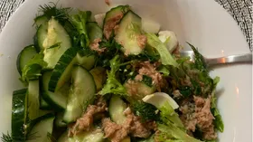 Салат с тунцом