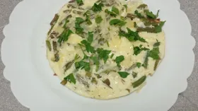 Омлет со стручковой фасолью и сыром