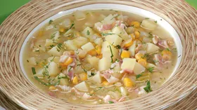 Суп с картошкой и кукурузой