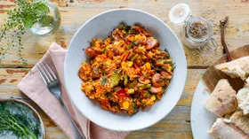 Мексиканская смесь с сосисками и рисом
