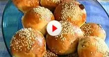 Видео: приготовление булочек из дрожжевого теста