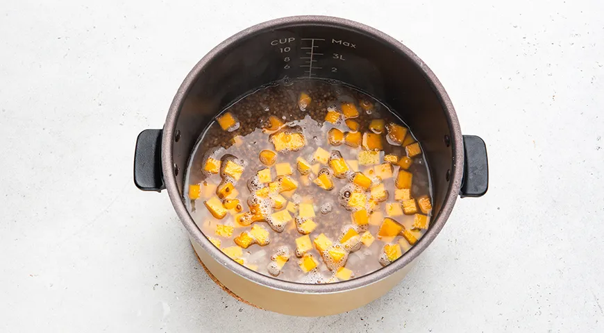 Гречневая каша с тыквой в мультиварке